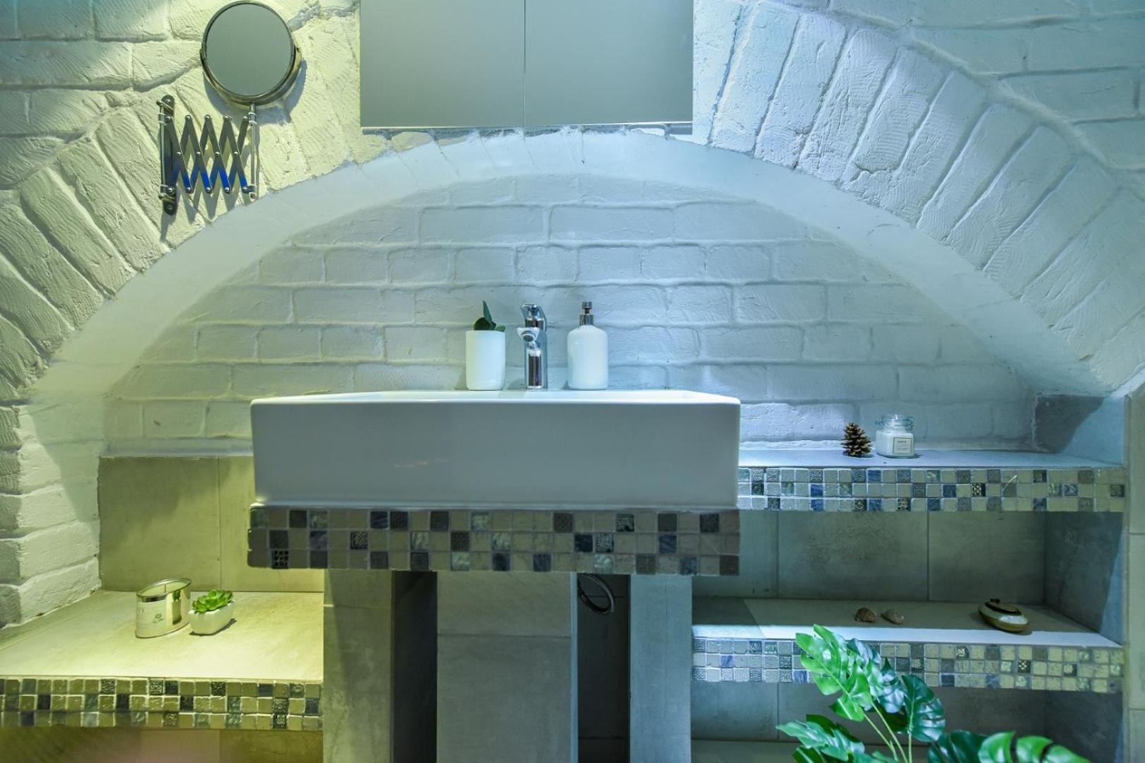 Central Comfort - Duplex-Style Studios On Regina Elisabeta بوخارست الغرفة الصورة