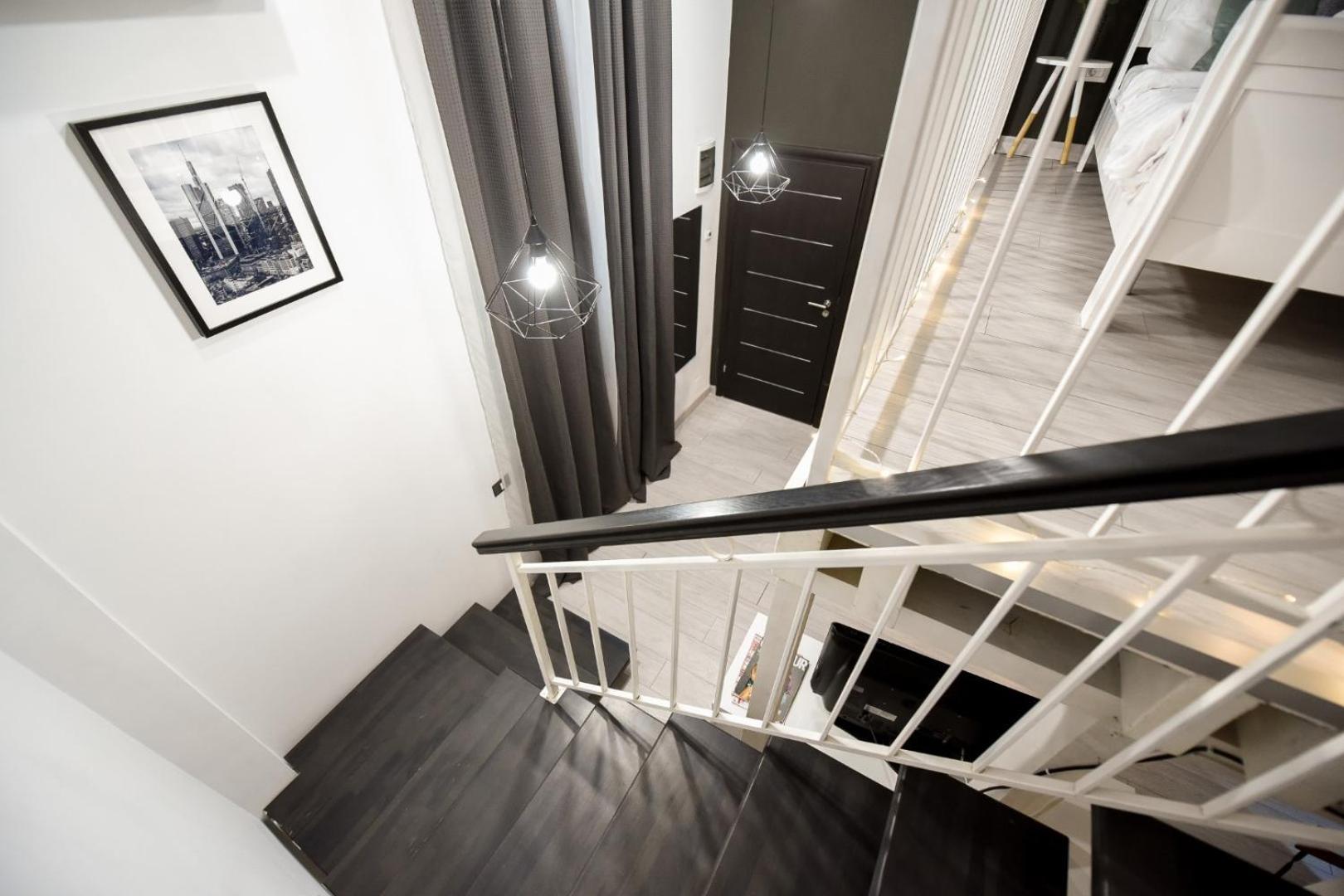 Central Comfort - Duplex-Style Studios On Regina Elisabeta بوخارست الغرفة الصورة