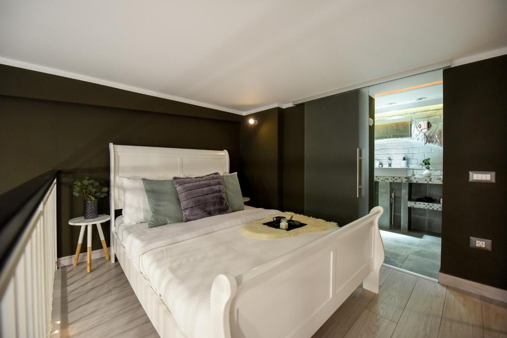 Central Comfort - Duplex-Style Studios On Regina Elisabeta بوخارست المظهر الخارجي الصورة