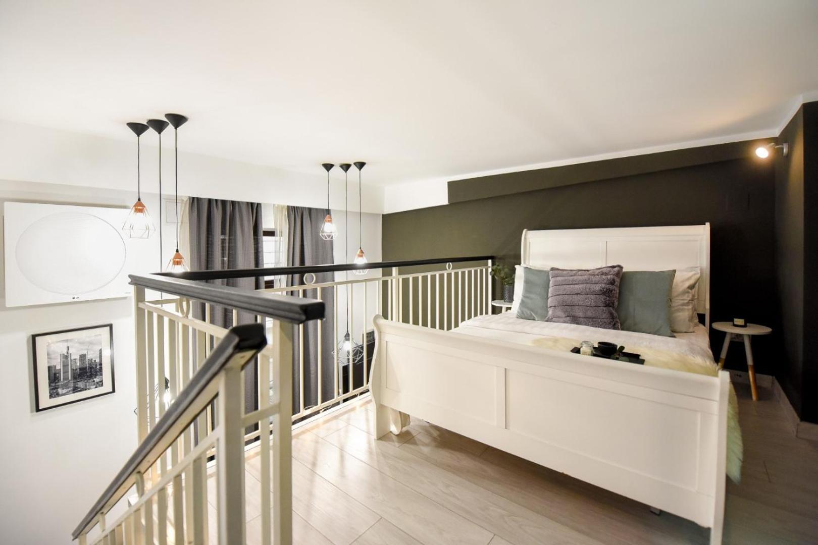Central Comfort - Duplex-Style Studios On Regina Elisabeta بوخارست الغرفة الصورة